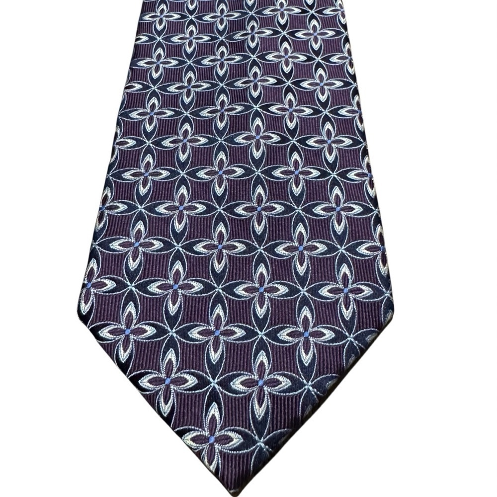 Jos. A Bank Geo Medallion Geometric Tie Dark Plum Purple Navy 100% Silk
